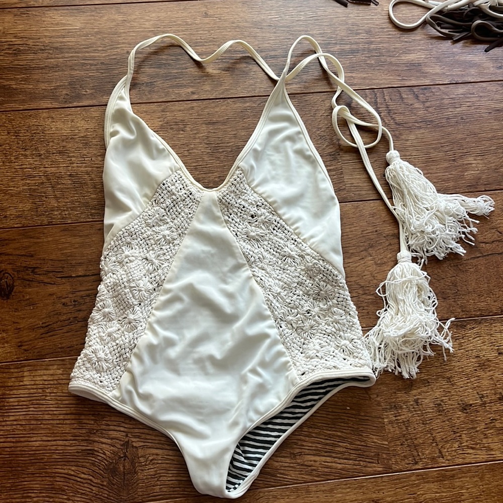 Rove crochet one piece, S